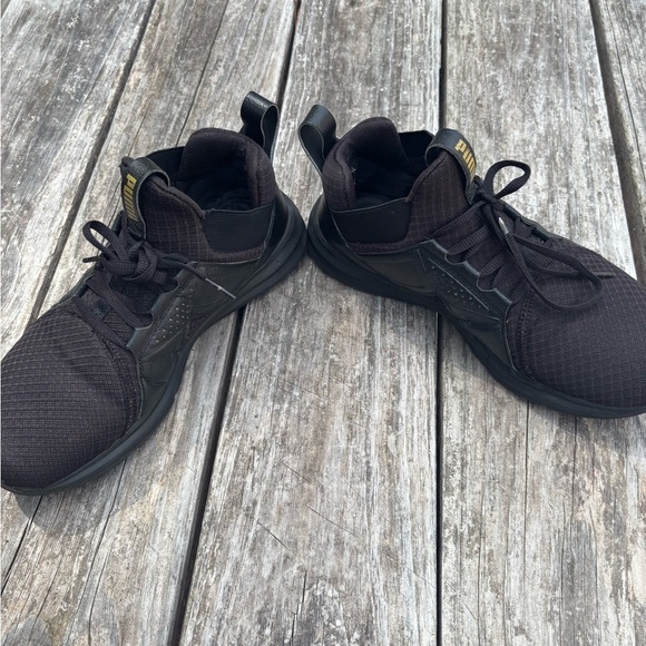 PUMA Men's Black and Gold Sneakers - Picture 4 of 7